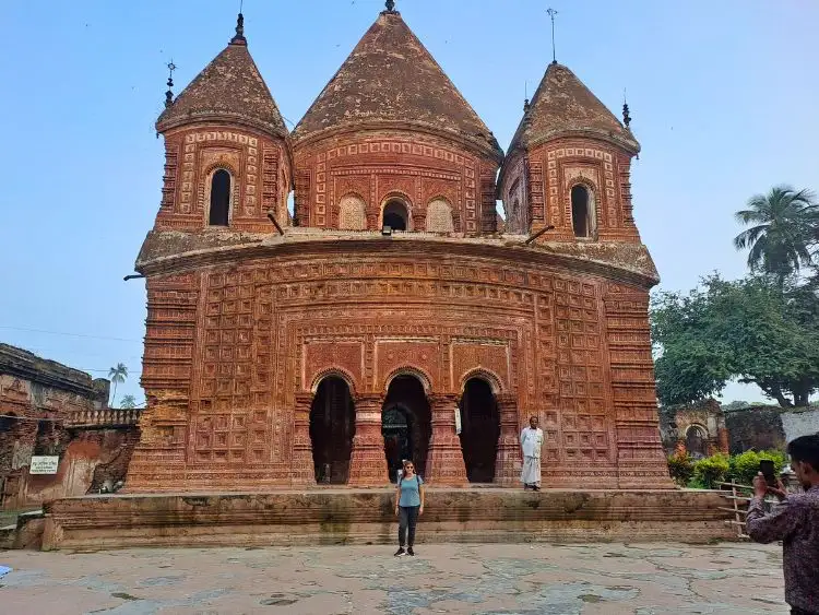 Puthia Temple Complex