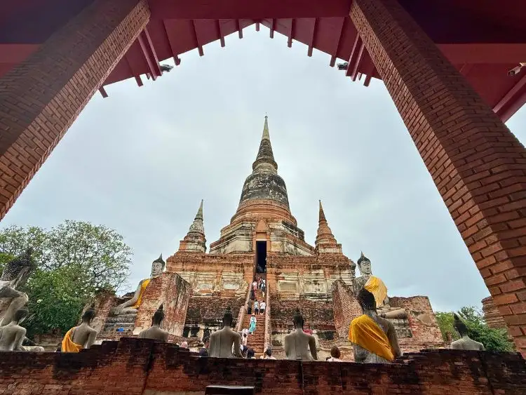 Wat Yai Chai Mongkol